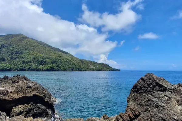Pantai Hukurila, Ambon