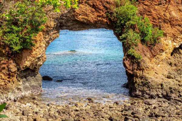 Pantai Pintu Kota, Nusaniwe