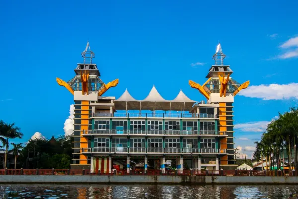 Siring Tendean & Menara Pandang – Wisata Kalimantan Selatan