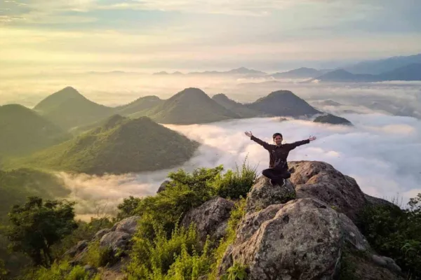 Wisata Wonogiri - Bukit Mbowongan