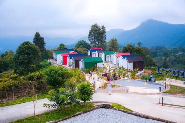 Daima Moosa Glamping Park Bukittingi