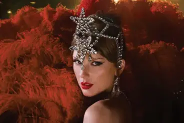 Lirik dan Makna Lagu ‘The Life of a Showgirl’