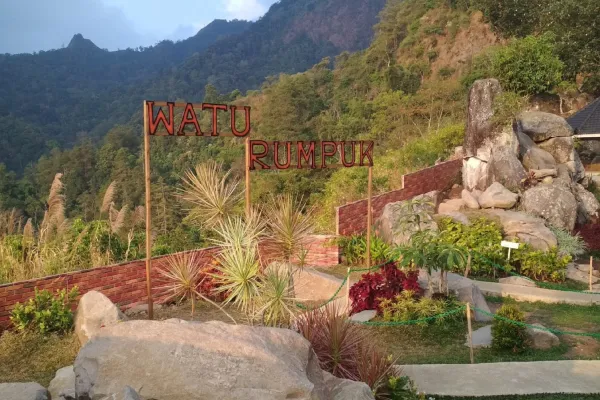 Lokasi Wisata Watu Rumpuk Gunung Wilis