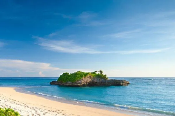 Spot Snorkeling Sumba di Pantai Marosi