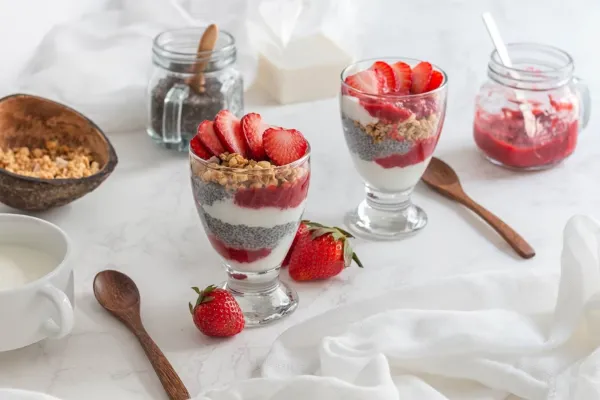 ide dessert buah - parfait buah 