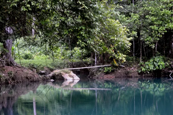 Petualangan menuju Danau Nyadeng,