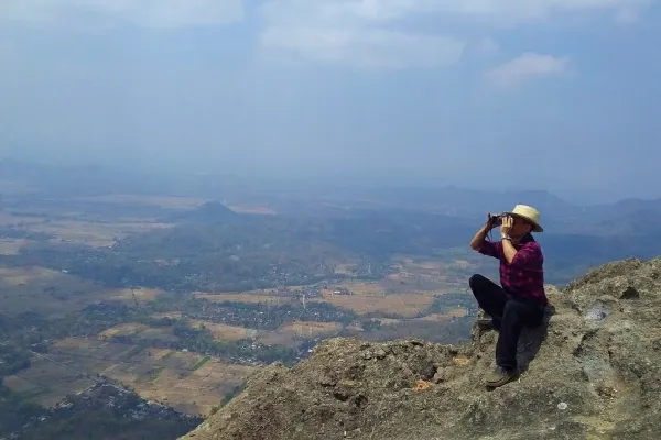 Wisata Sukoharjo - Puncak Laskar Pelangi