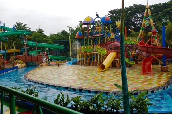Royal Water Adventure