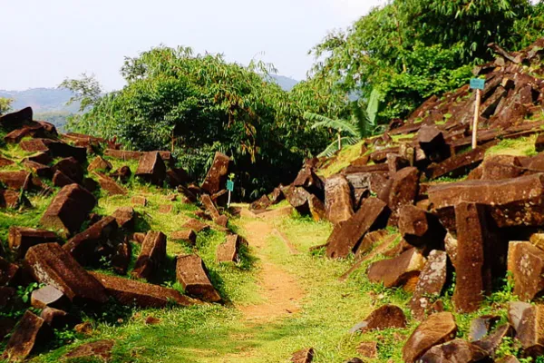 Situs Megalitikum Gunung Padang