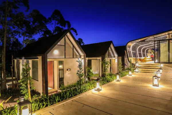 Snsetfall Gardens and resort