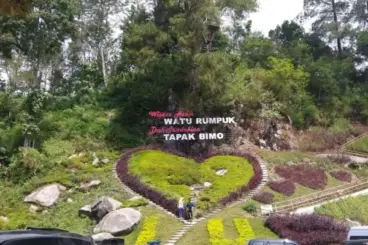 Wisata Watu Rumpuk Gunung Wilis