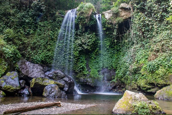 Wisata Pacet - Air Terjun Grenjengan