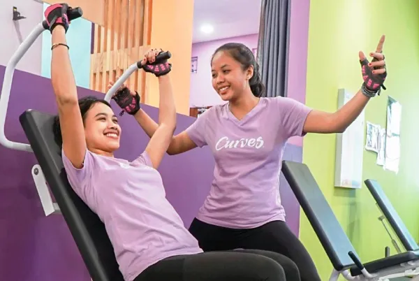 Curves G-Walk Surabaya