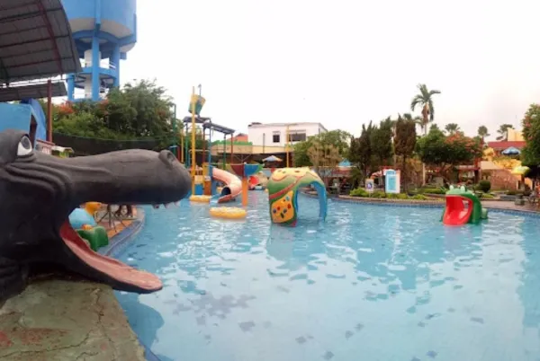 Jam oprasional Sun City Waterpark Sidoarjo