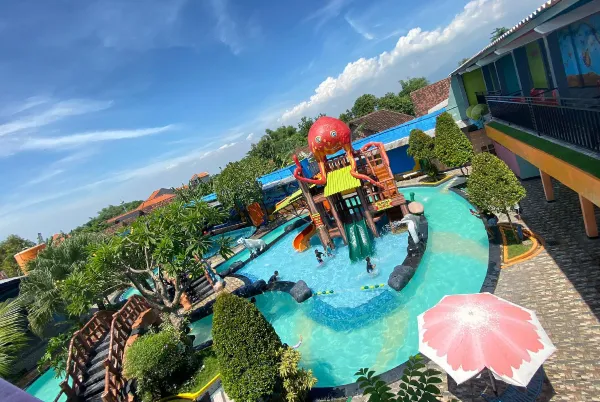 Kolam Renang di Sidoarjo - KTG Jugle Waterpark