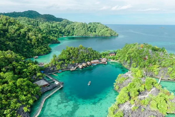 Wisata Bahari Sulawesi Tenggara - Kepulauan Labengki