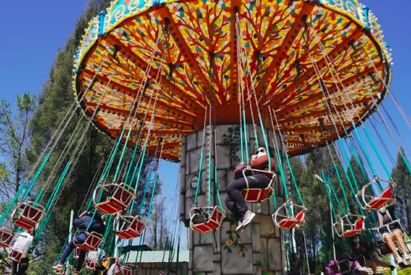 Wisata Karo - Mikie Holiday