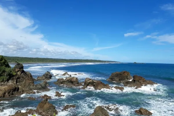 Wisata di Tasikmalaya - Pantai Karang Tawulan