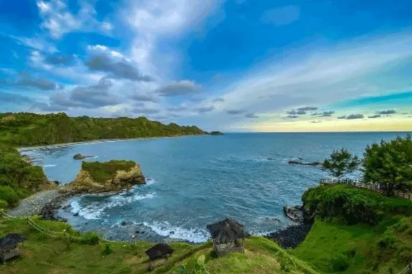 Wisata Kebumen = Pantai Menganti