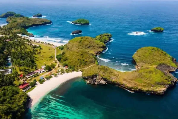 Wisata Pacitan - Pantai Srau