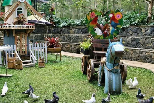 Spot foto cantik di Bird Pavilion Bandung