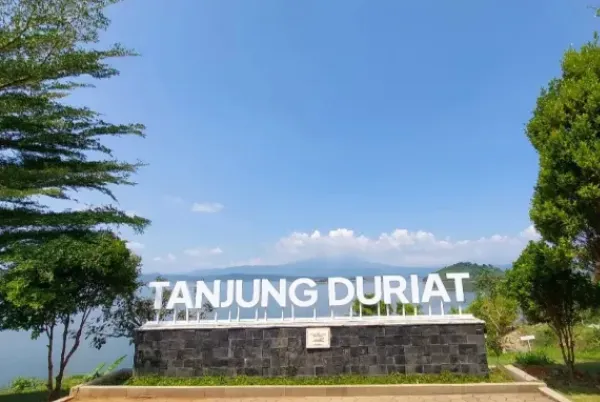 Tanjung Duriat - Wisata Sumedang