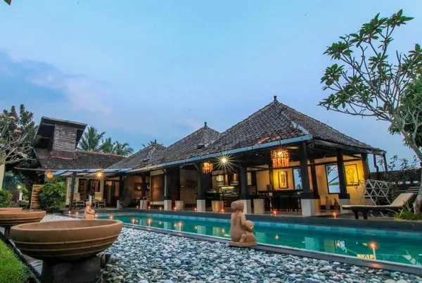 Villa Jogja Private Pool - Villa Padi Pakem