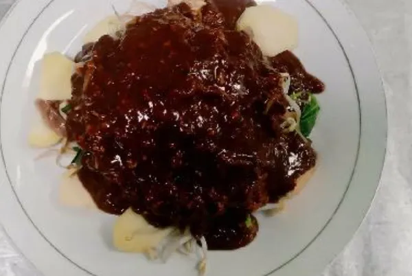 Waroeng nDiwek - Rujak Cingur di Jakarta