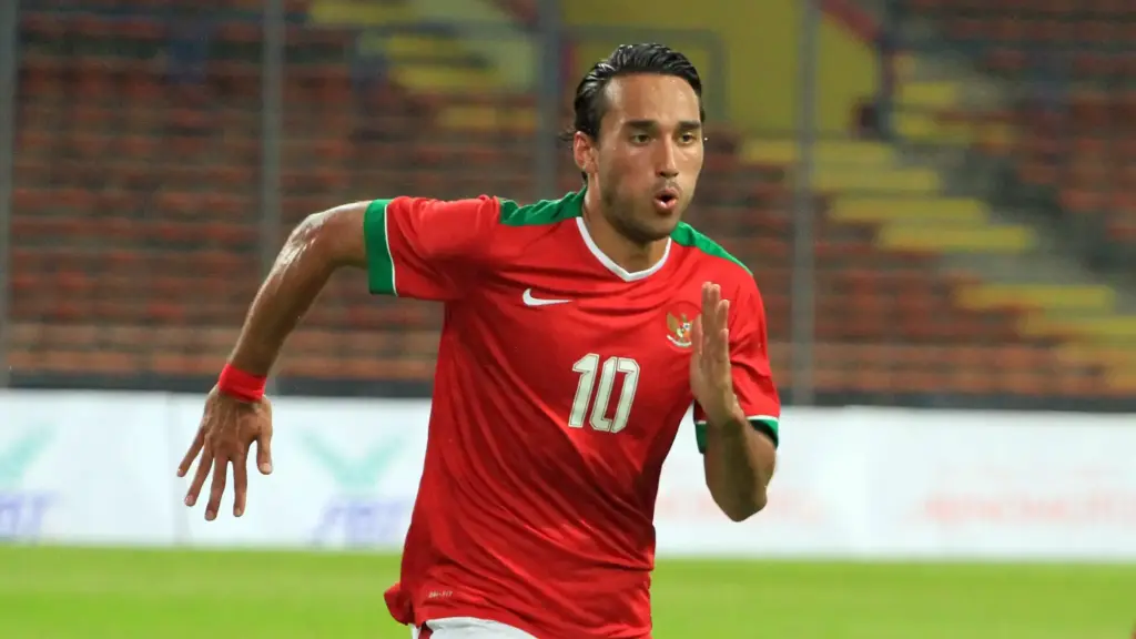 ezra walian